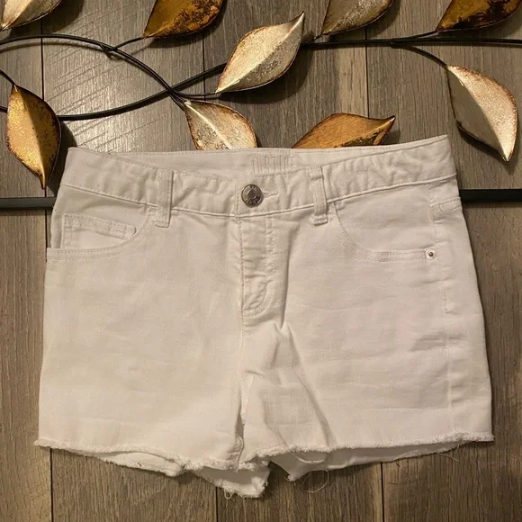 🧡Justice Girl’s White Jean Shorts Size 16 - Picture 2 of 6